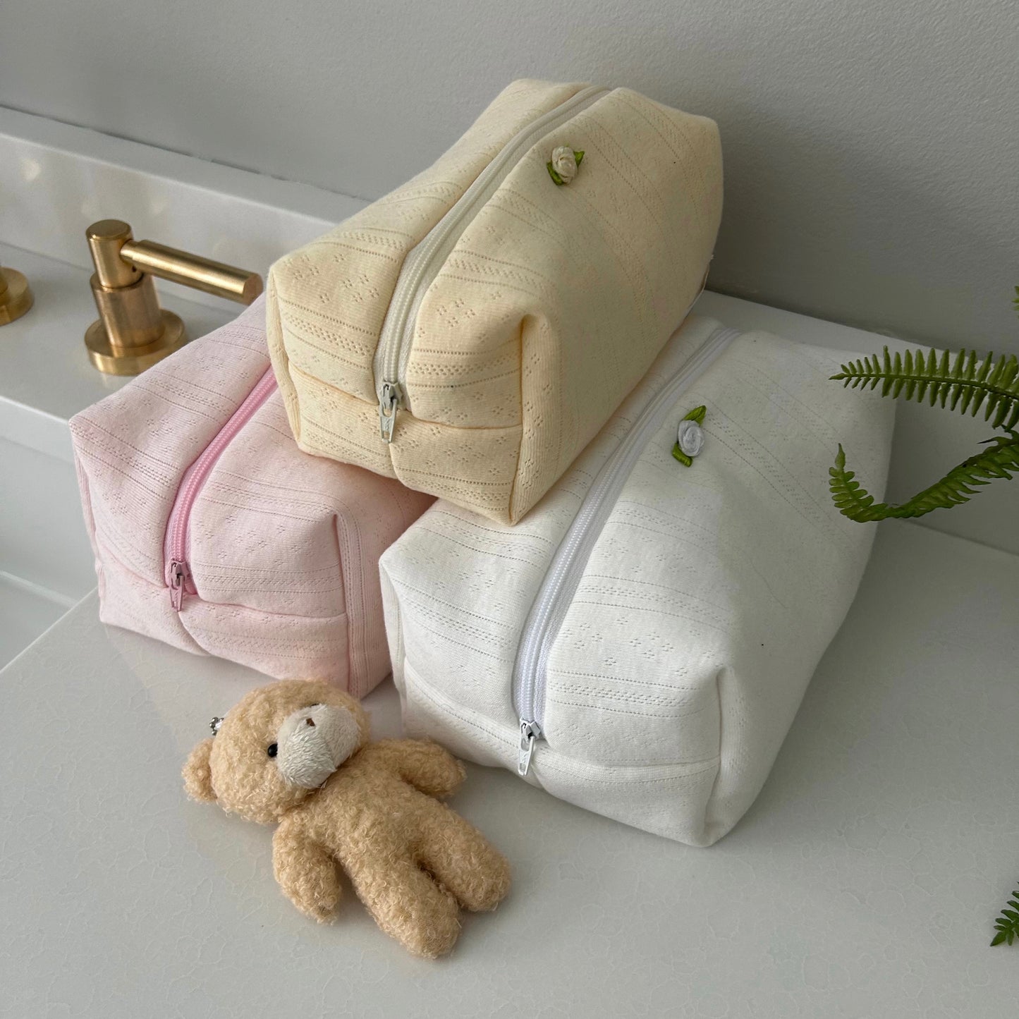 Lola’s Basic Makeup Bag